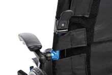 Strongback Flip der ergonomische Leichtgewichtrollstuhl mit zurückklappbaren Arlehnen